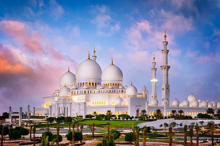 Tour du lịch free & easy Abu Dhabi -  Nhà thờ Sheikh Zayed