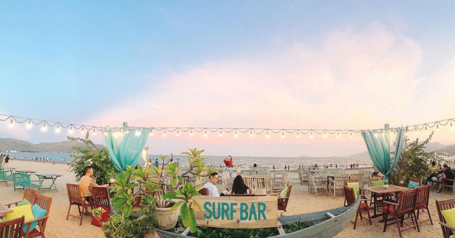 Surf Bar - quán cafe view biển quy nhơn