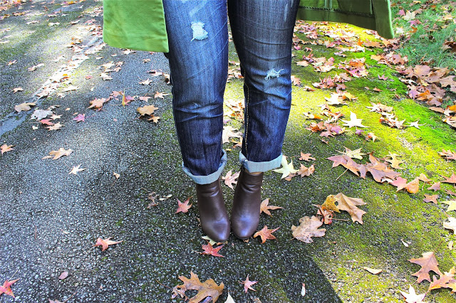 How To Wear Hiking Boots With Jeans