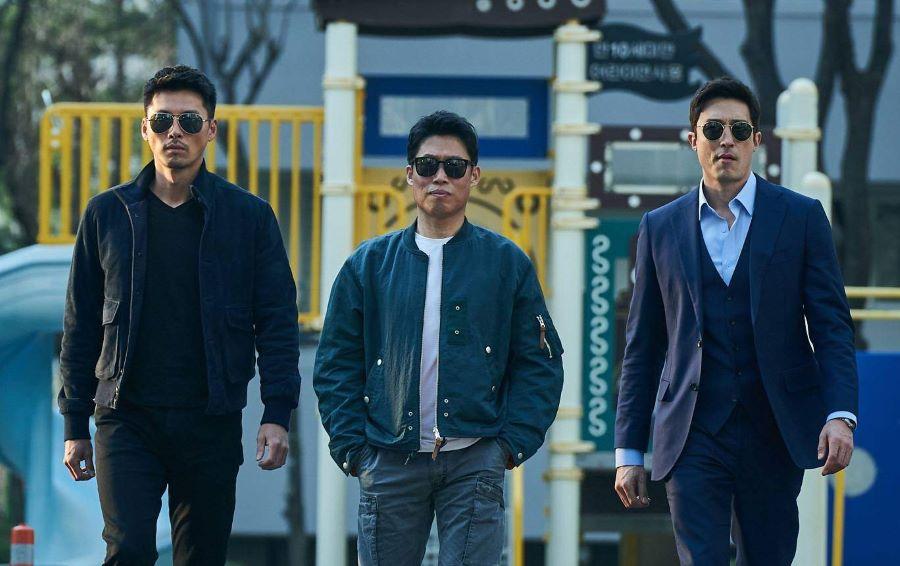 2.CONFIDENTIAL ASSIGNMENT 2 : INTERNATIONAL 2