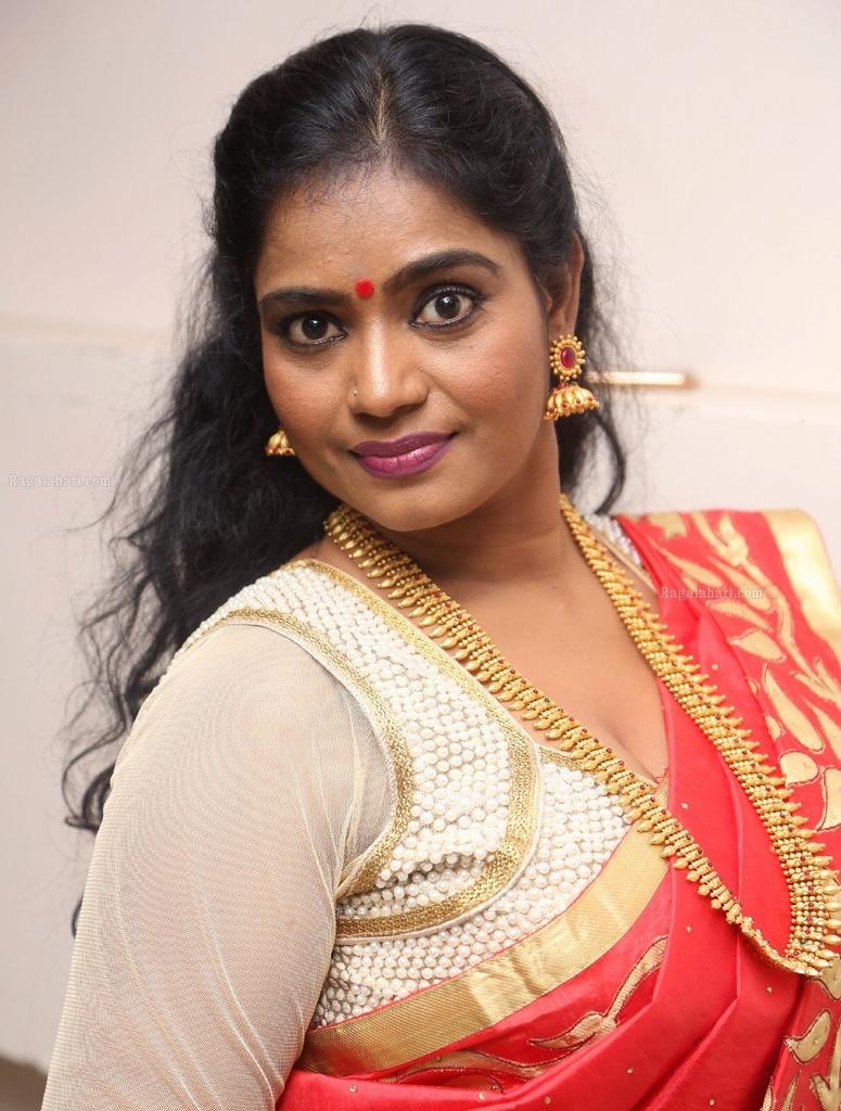 Telugu Aunty Jayavani Gummadi Hot Latest Photos Indian Filmy Actress