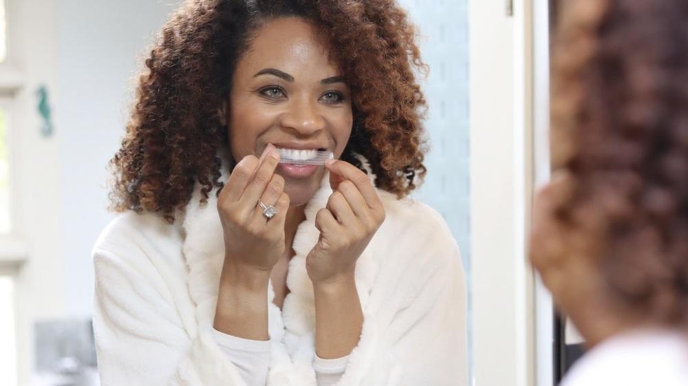 three ways to whiten your teeth at home