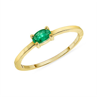 Emerald stackable ring