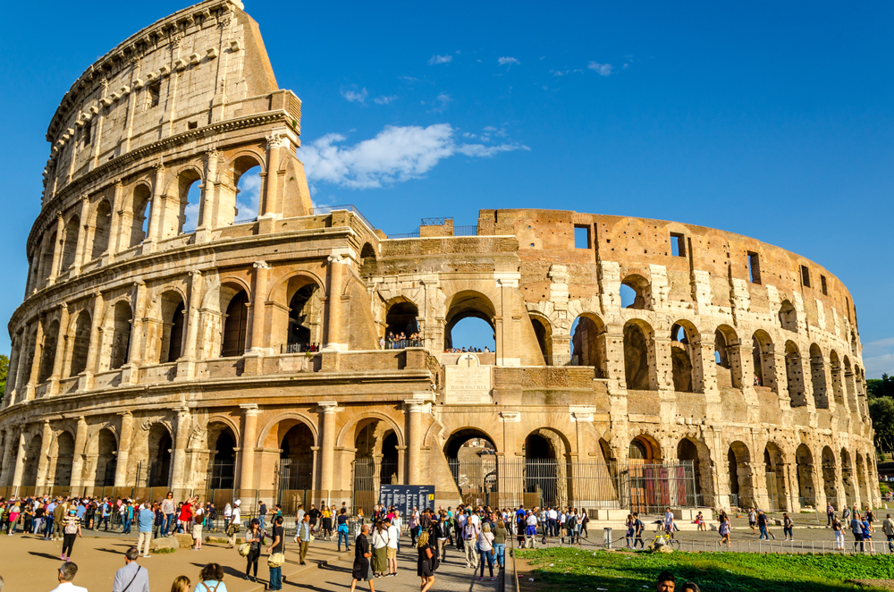 Tour du lịch Ý -Đấu trường La Mã Colosseum