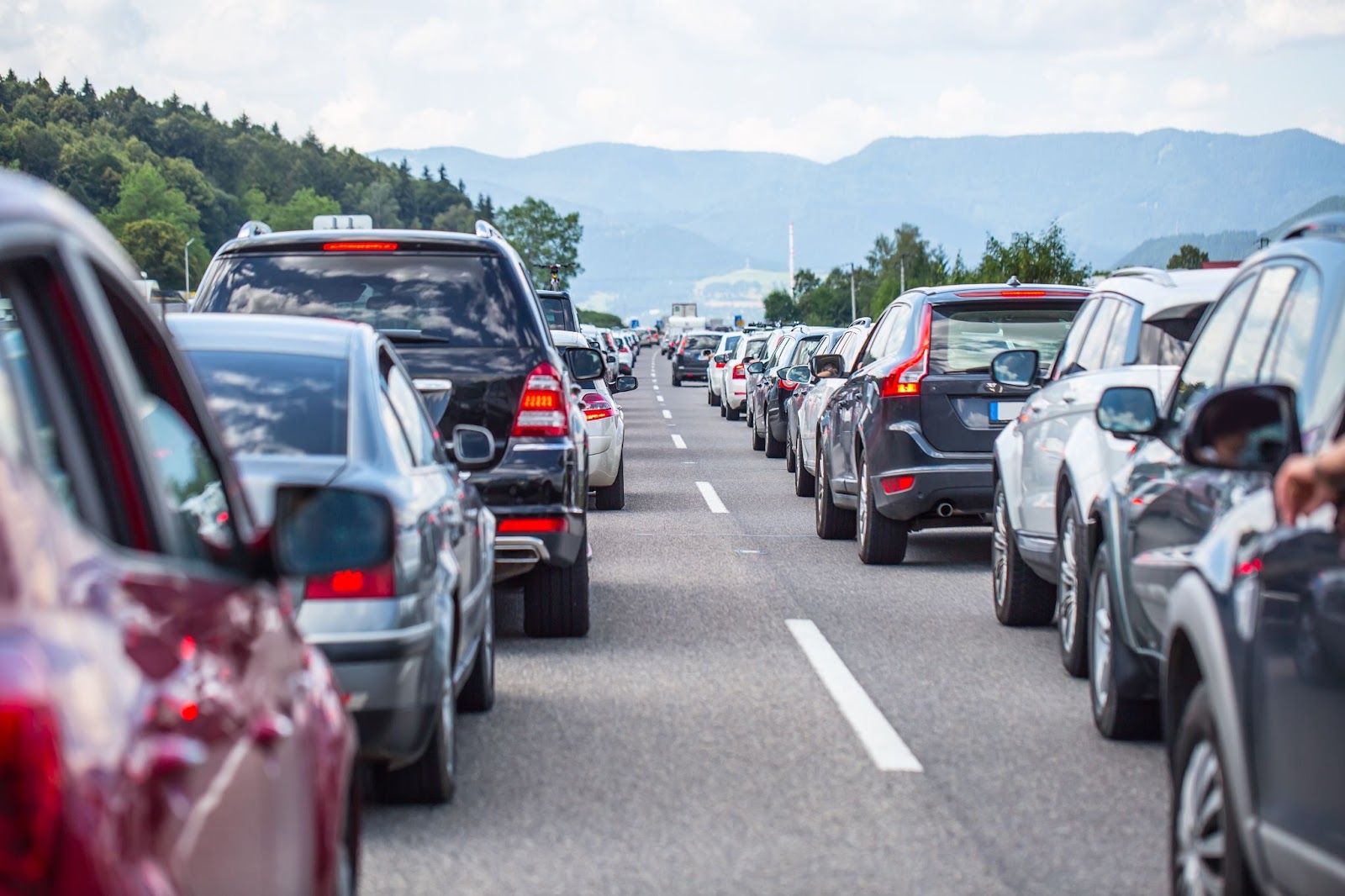 7 Ways To Stay Calm During Holiday Traffic 