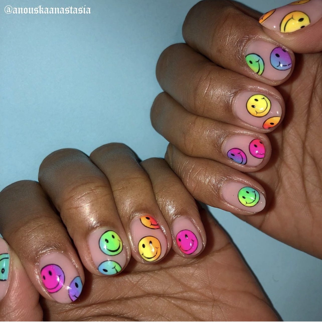 nails with smiley faces