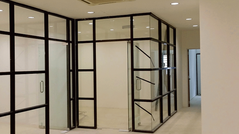 Glass partition