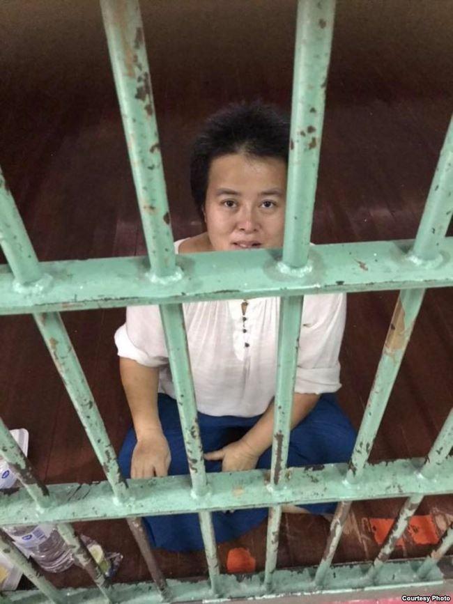 谷警察局铁窗后的中国政治流亡者吴玉华(网名哎乌)