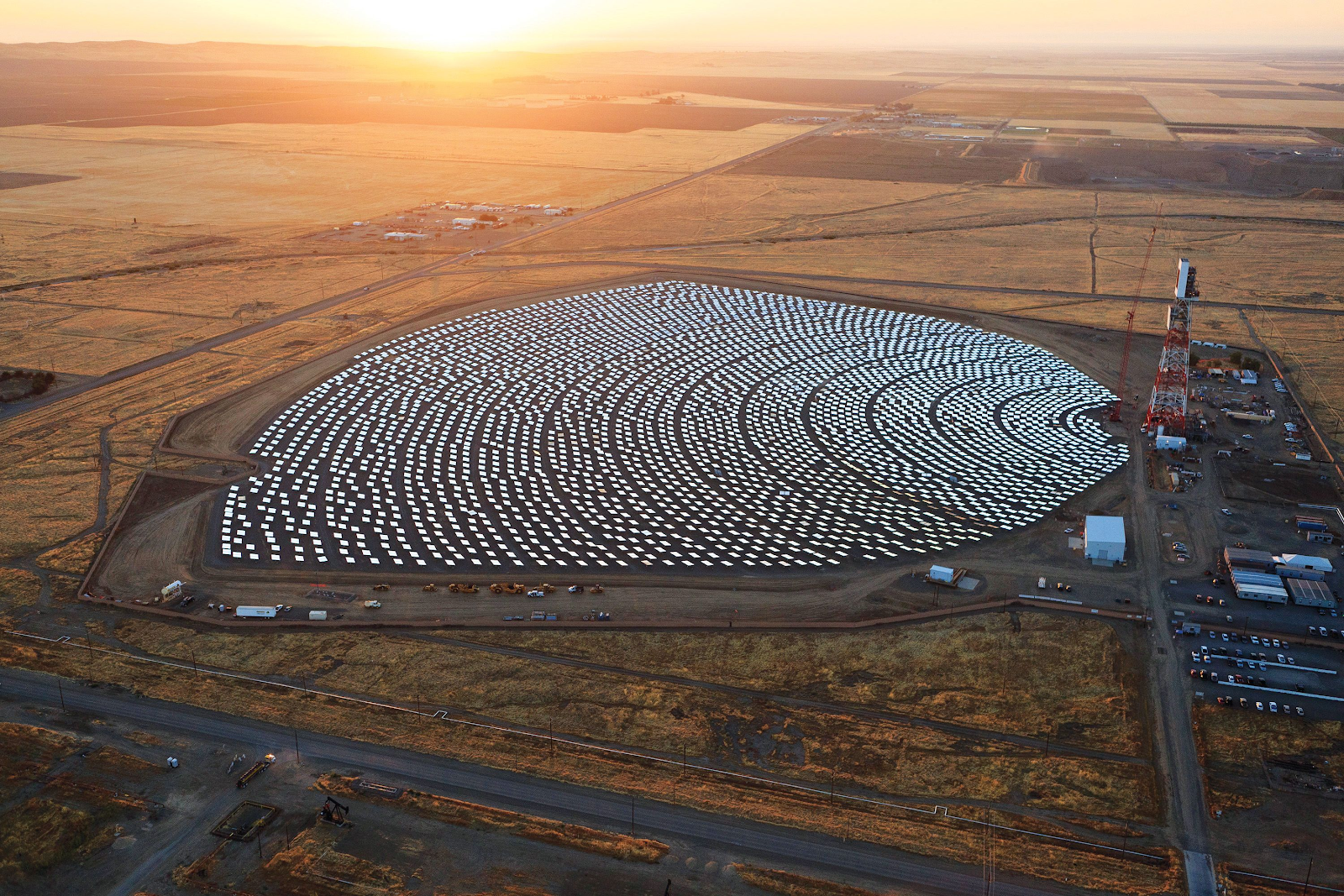 Những quốc gia dẫn đầu thế giới về phát triển điện mặt trời  - Ảnh 3.