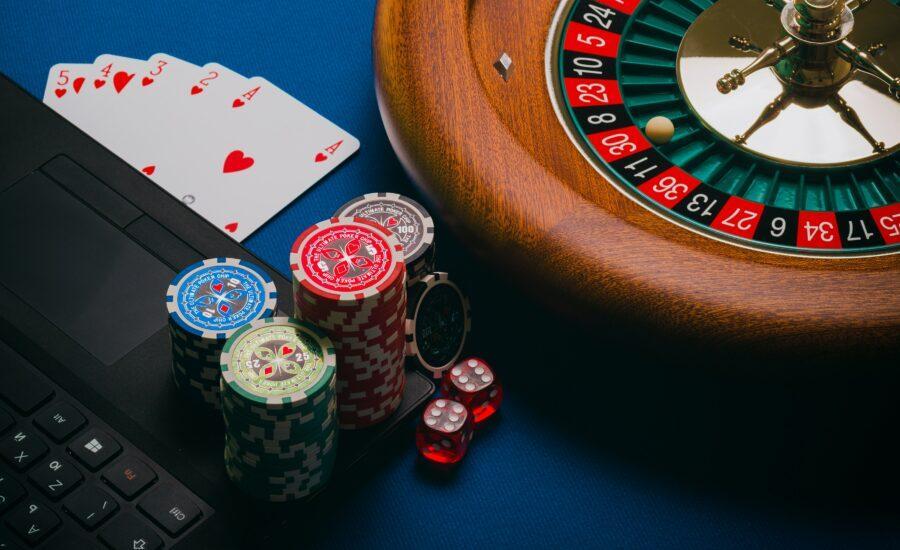 A picture containing roulette, indoor

Description automatically generated