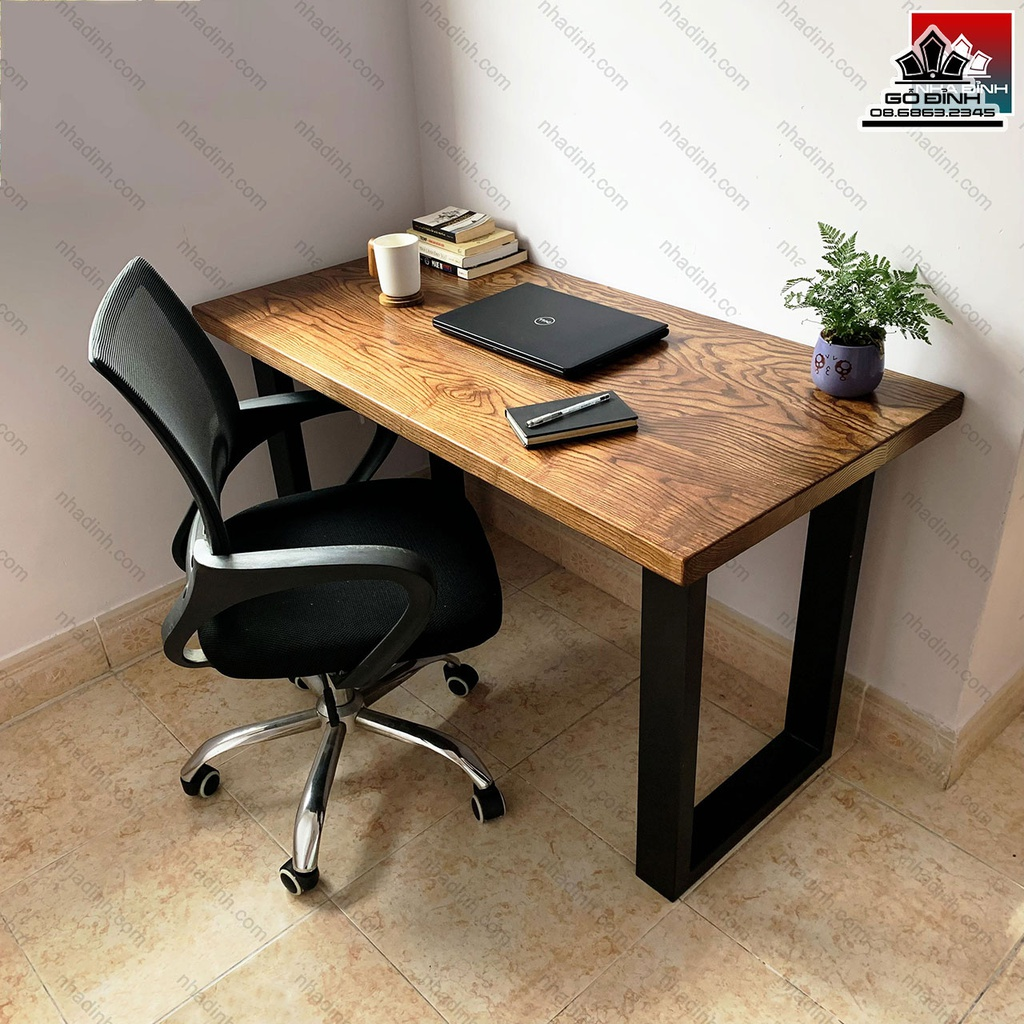 Bàn làm việc gỗ Tần Bì tăng tính thẩm mỹ cho không gian làm việc