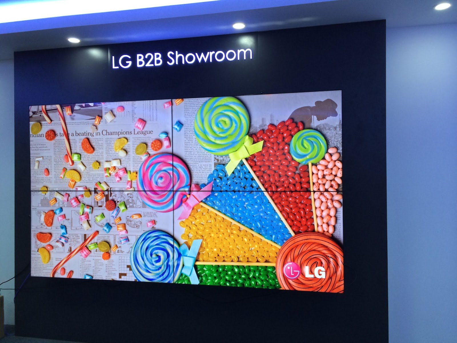 Màn hình ghép ở showroom của LG