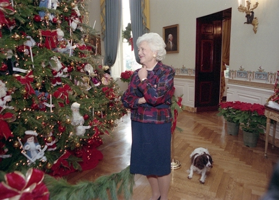 White House Christmas Decorations in 1989