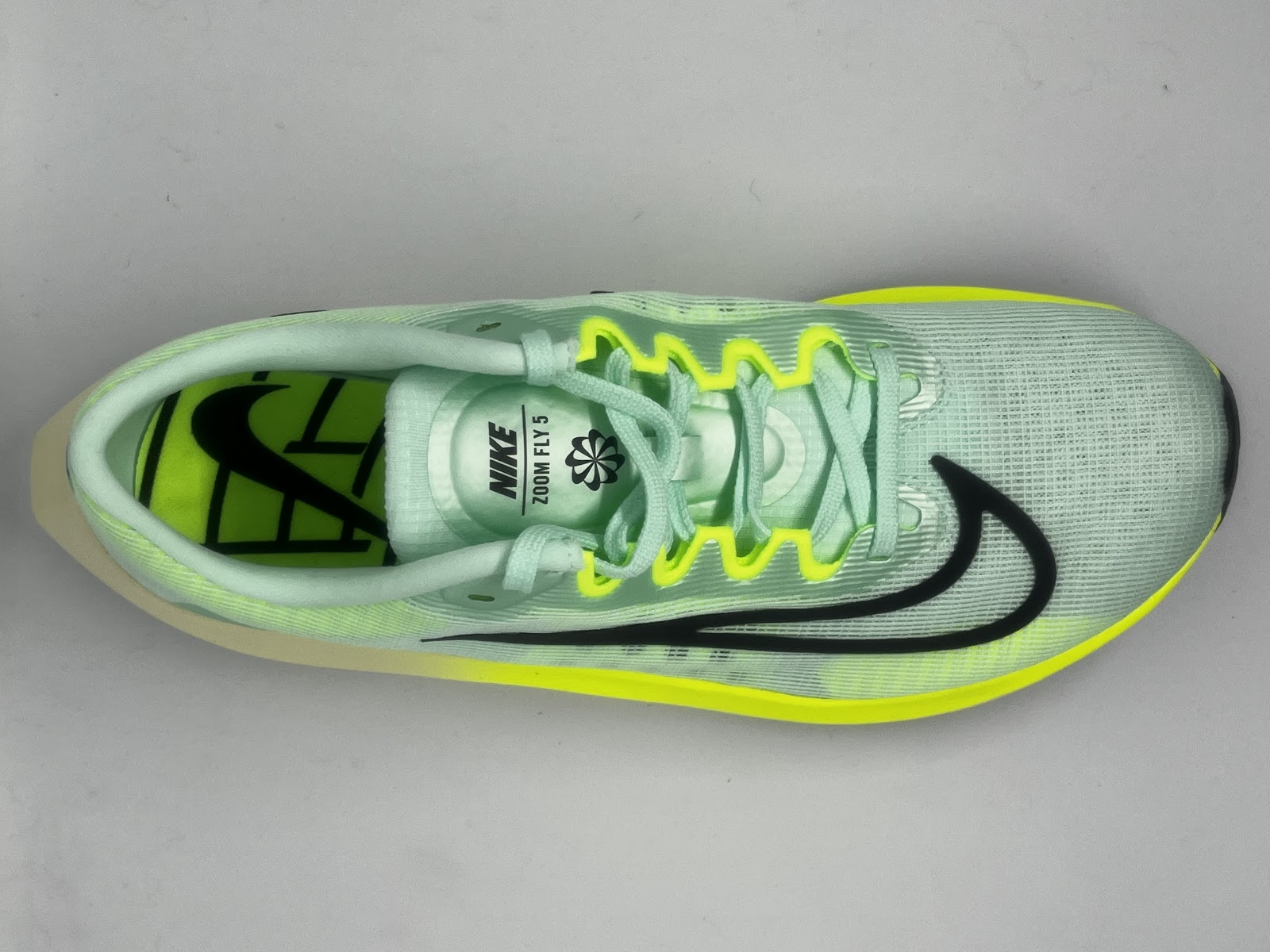 Road Trail Run: Nike Zoom Fly 5 Review (100 km): ZoomX Core and New Plate  Shifts the Focus! 7 Comparisons