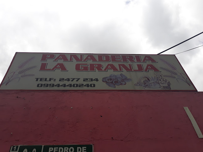 Opiniones de Panadería La Granja en Quito - Panadería