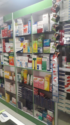 Opiniones de Botica & Perfumeria Villarreal en Cerro Colorado - Perfumería