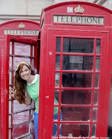 How long was she in the telephone booth?
