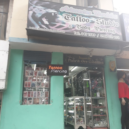 Opiniones de Artesanias Bundaba en Quito - Estudio de tatuajes