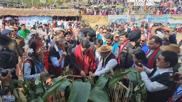 Shri Sarbananda Sonowal celebrates Unying Festival at Boleng, Arunachal  Pradesh