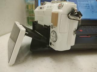 Olympus E-pl5, articulated screen