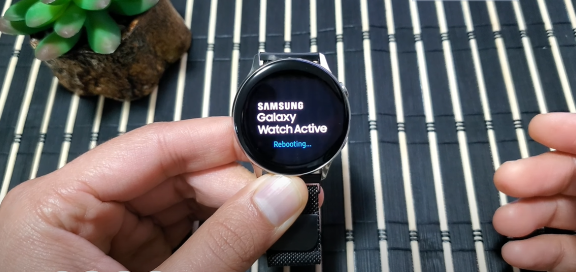 Samsung Galaxy Watch Active 2 Rebooting Loop - How To Fix?