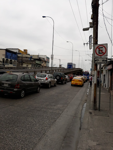 Av. Rodolfo Baquerizo Nazur y Agustín Freire Icaza, Guayaquil 090501, Ecuador