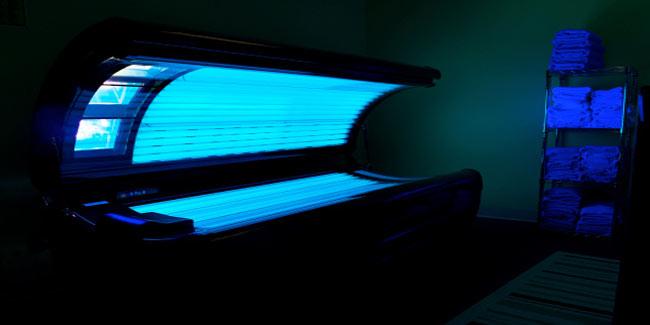 How Does a Tanning Bed Work? - How Does a Tanning Bed Work?