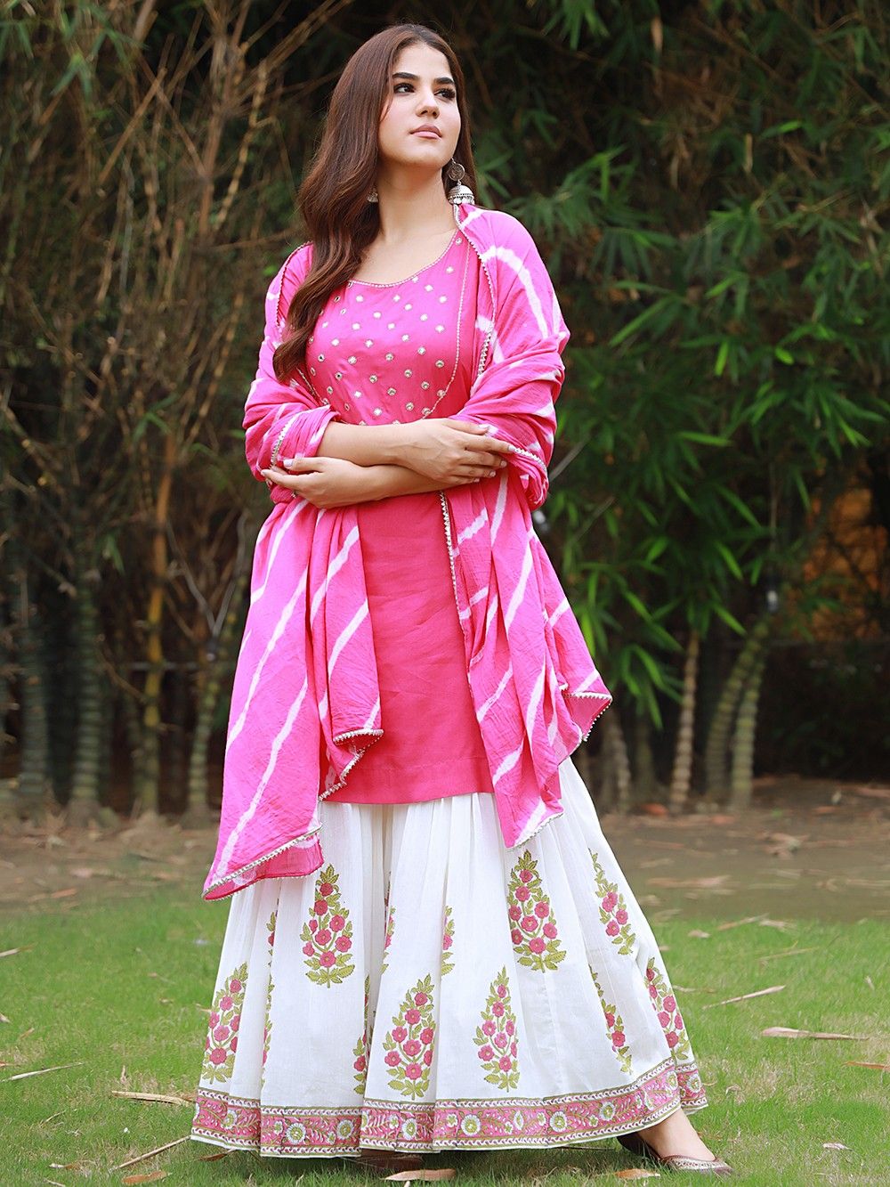 the loom - Magenta Mirror Work Modal Zari Kurta 