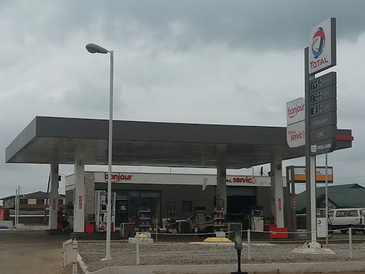 Total Ogbomosho road service station, Surulere Street, Ilorin, Kwara, Nigeria, House Cleaning Service, state Kwara