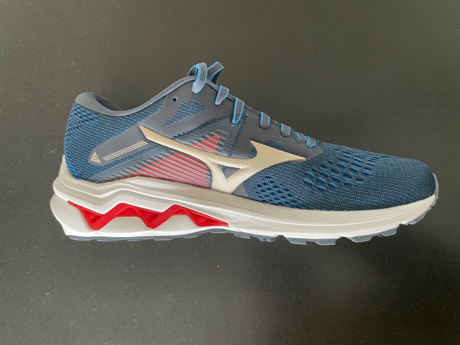 Road Trail Run: Mizuno Wave Inspire 17 Review