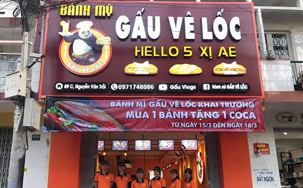 biển quảng cáo bánh mì