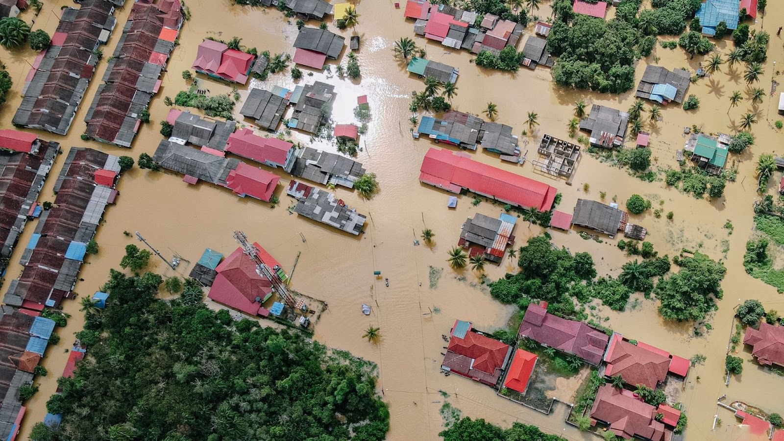 An Australian town submerged by water during the devastating 2022 floods.