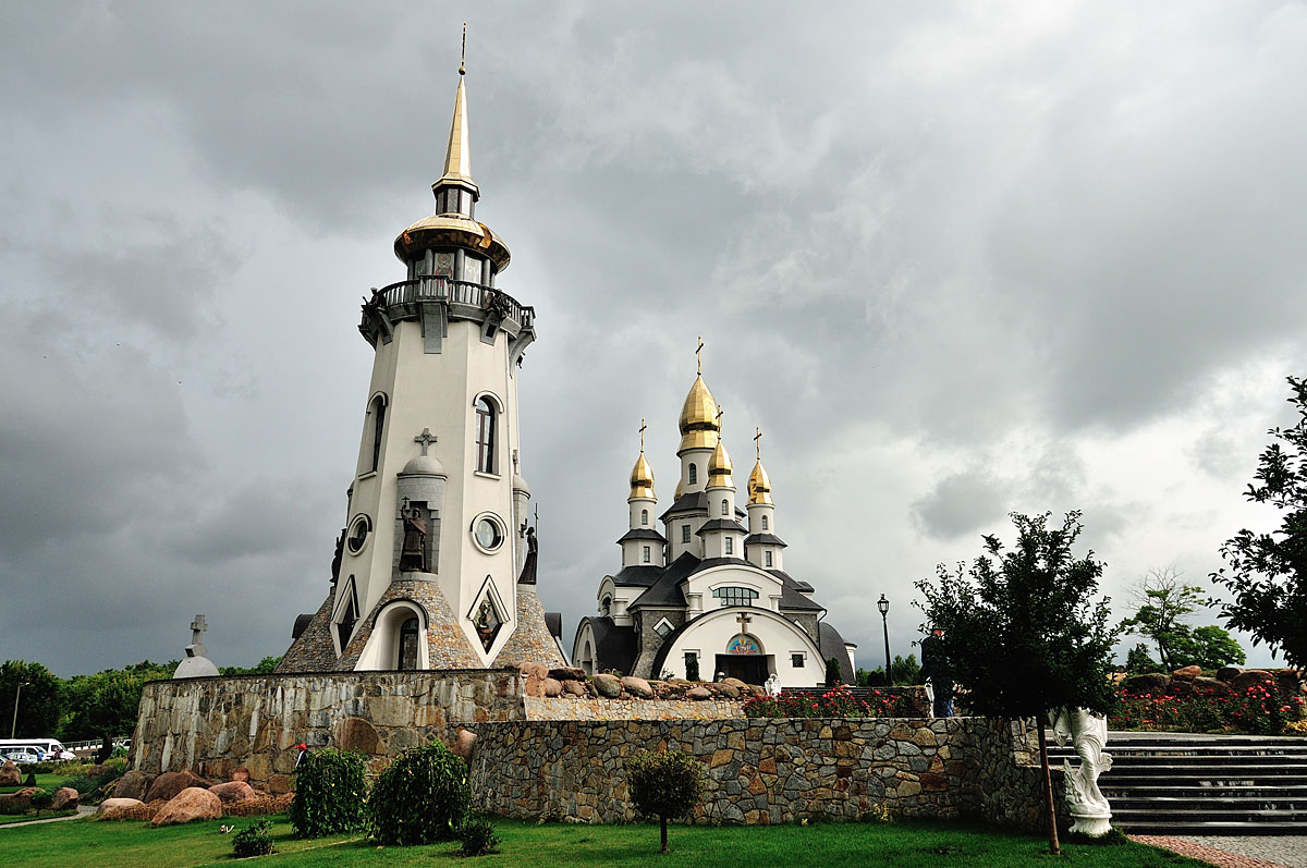 Церковь святого Евгения и колокольня