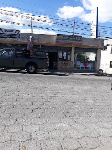 Coronel Pedro Concha 0e3-184 y, Av. Mariscal Sucre, Quito 170126, Ecuador