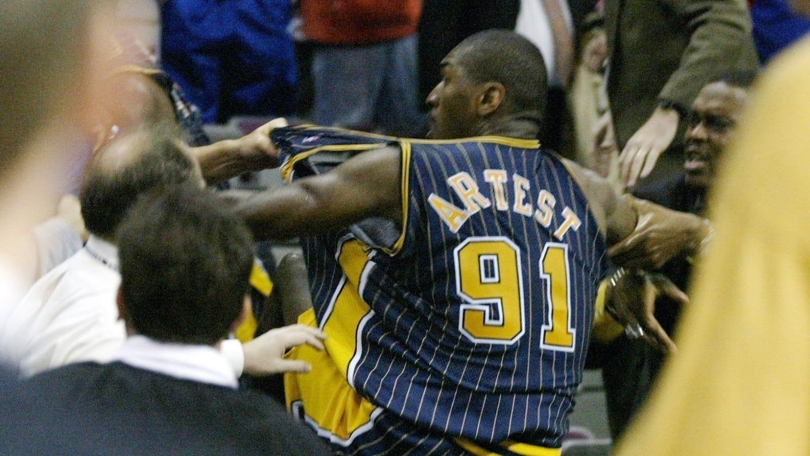 เมตตา เวิลด์ พีซ นักบาส NBA ที่ค้นพบความสุขของชีวิตหลังจากเลิกโทษคนอื่น2