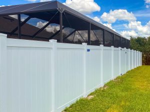 Tampa Florida vinyl privacy fence