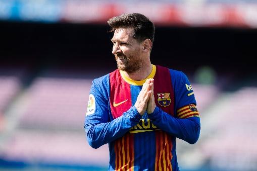 Barcelona close to agreeing new two-year Lionel Messi deal