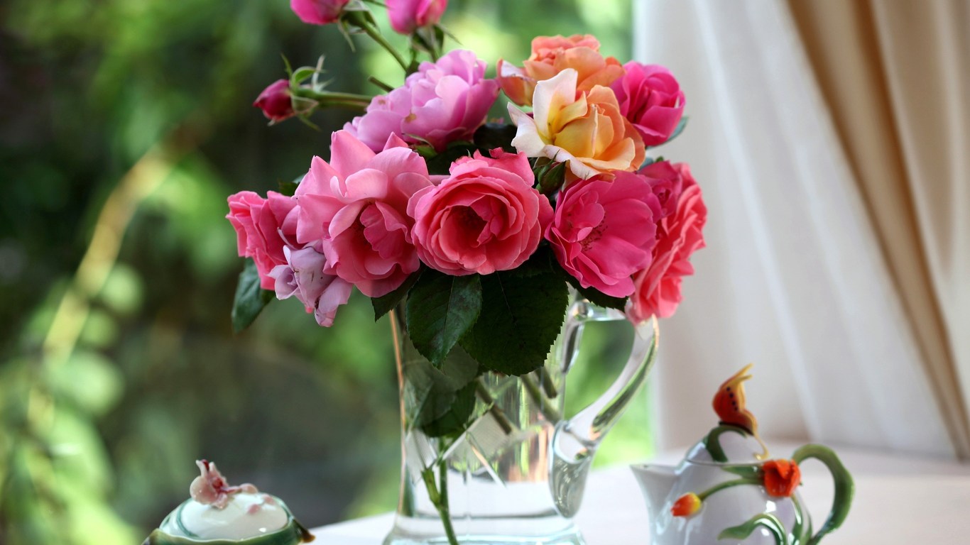 Цветы в вазе: обои и картинки на рабочий стол, скачать бесплатно ...