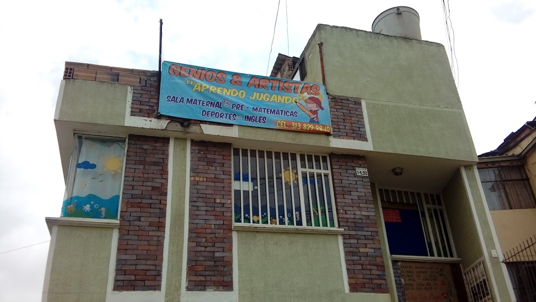 Genios y Artistas