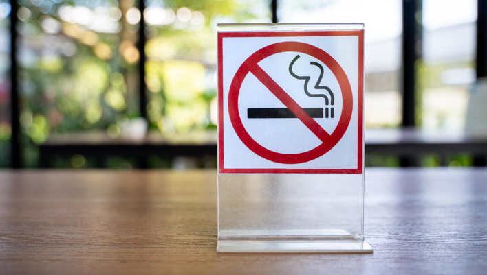 Do not smoke signage - Wayfinding signage for information, identification and regulatory purpose designed by Signfiz advertising LLC