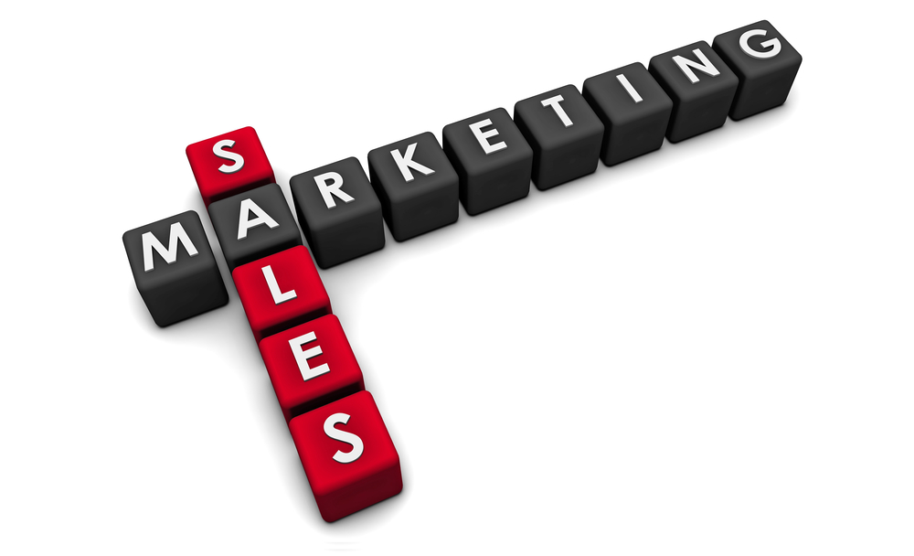 Di dalam dunia bisnis, sales dan marketing merupakan dua hal yang berbeda.