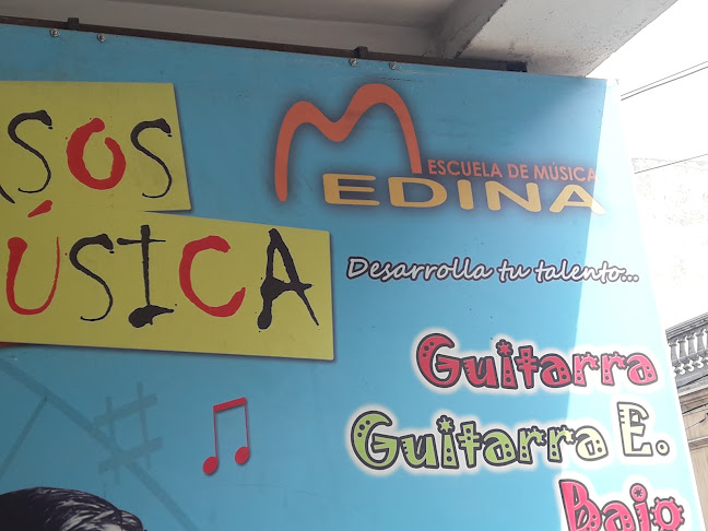 Escuela de Artes Medina - Arequipa