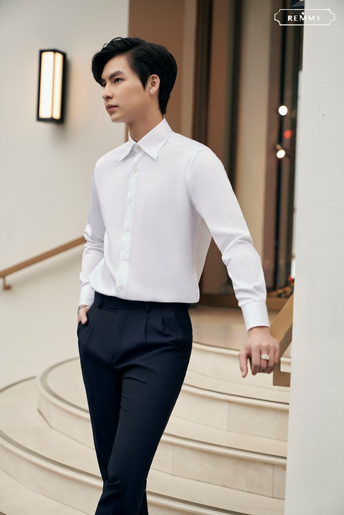 Dựa theo hoàn cảnh