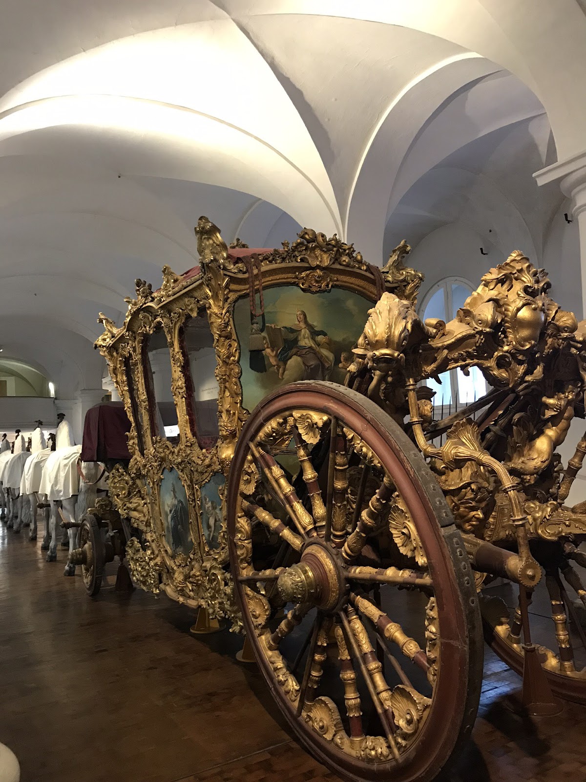 guide to visiting nymphenburg palace