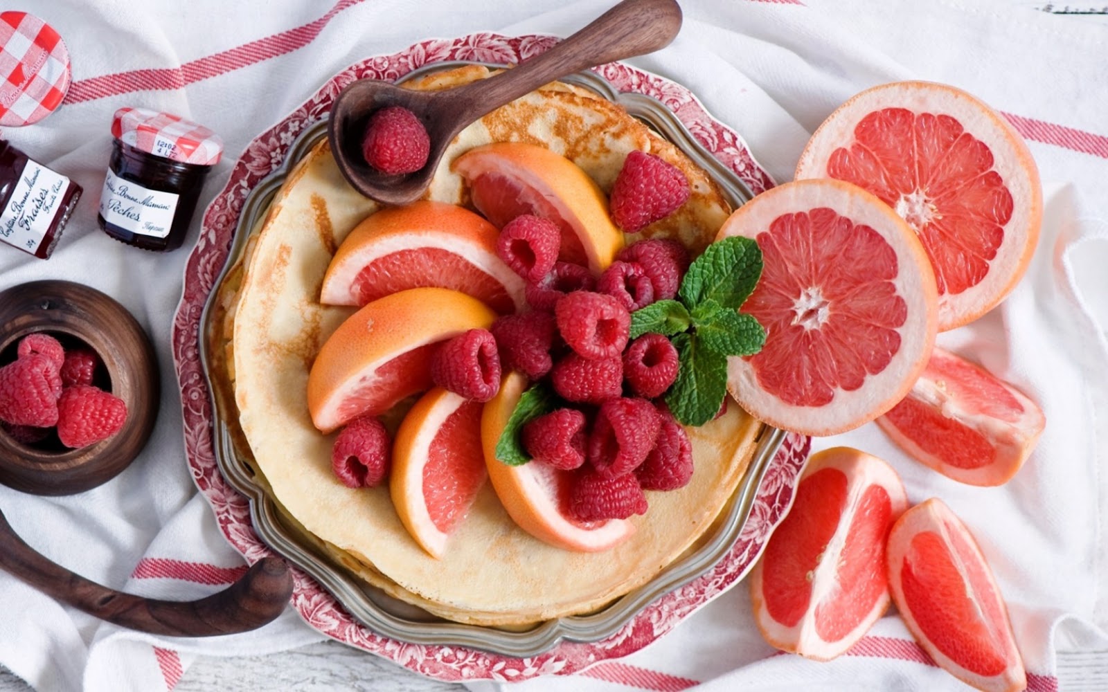 pancakes_carnival_breakfast_grapefruit_raspberry_jam_100344_1680x1050.jpg