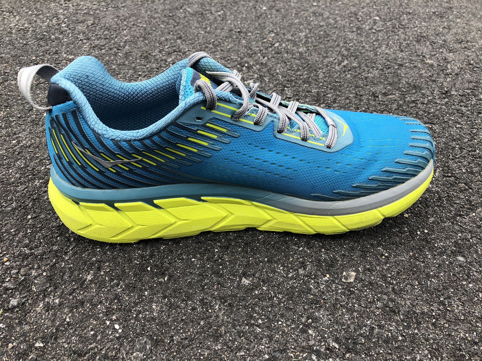 Road Trail Run: Hoka One One Clifton 5 Review: A new upper the big update