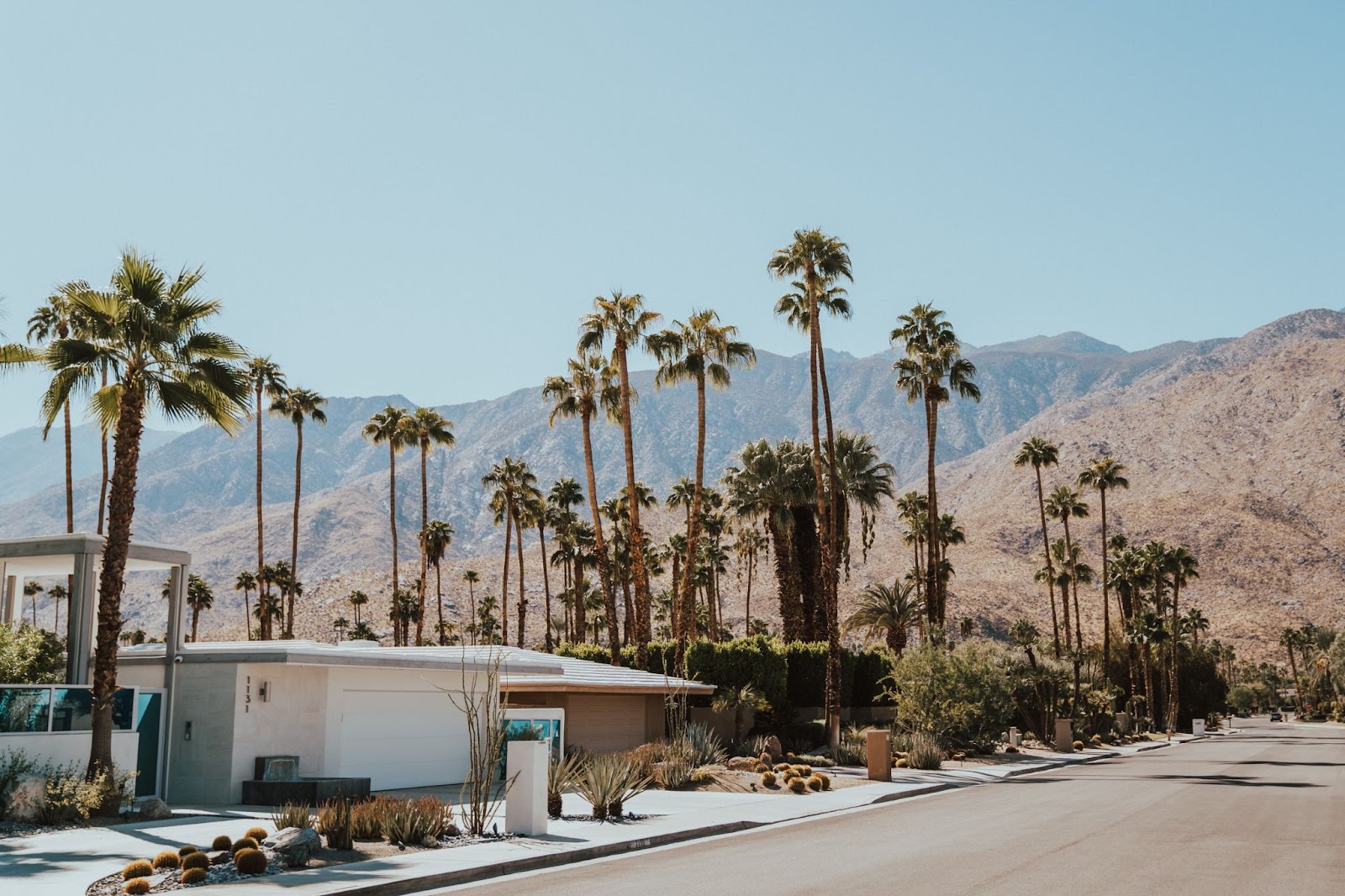 Mid-century modern home in Palm Springs, California