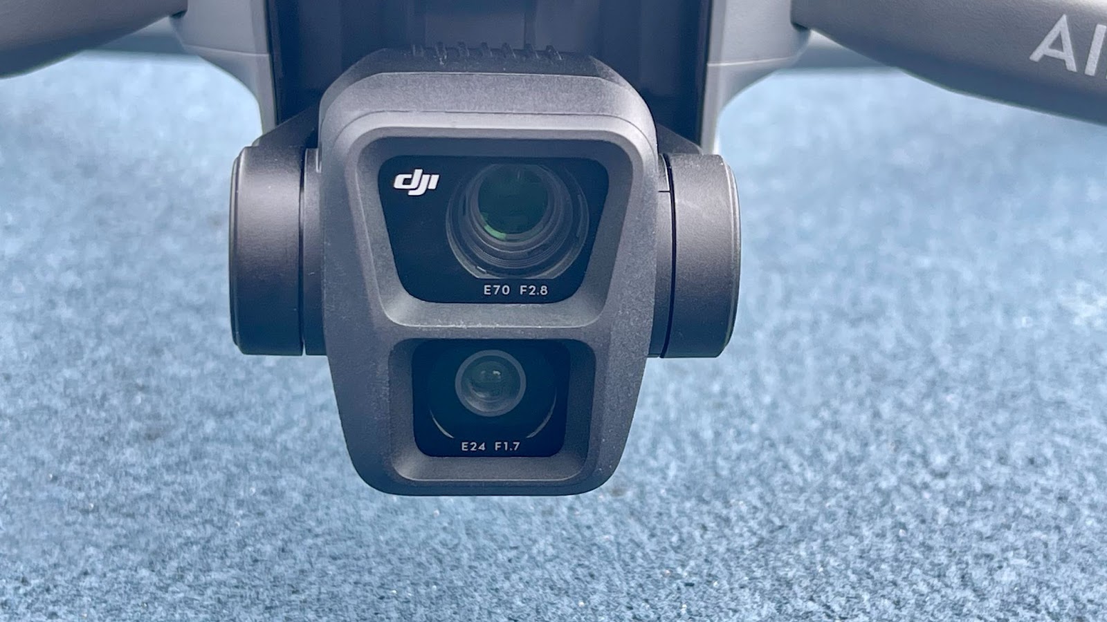 DJI Air 3– Dual Cameras & 46 Minute Flight Time - Newsshooter