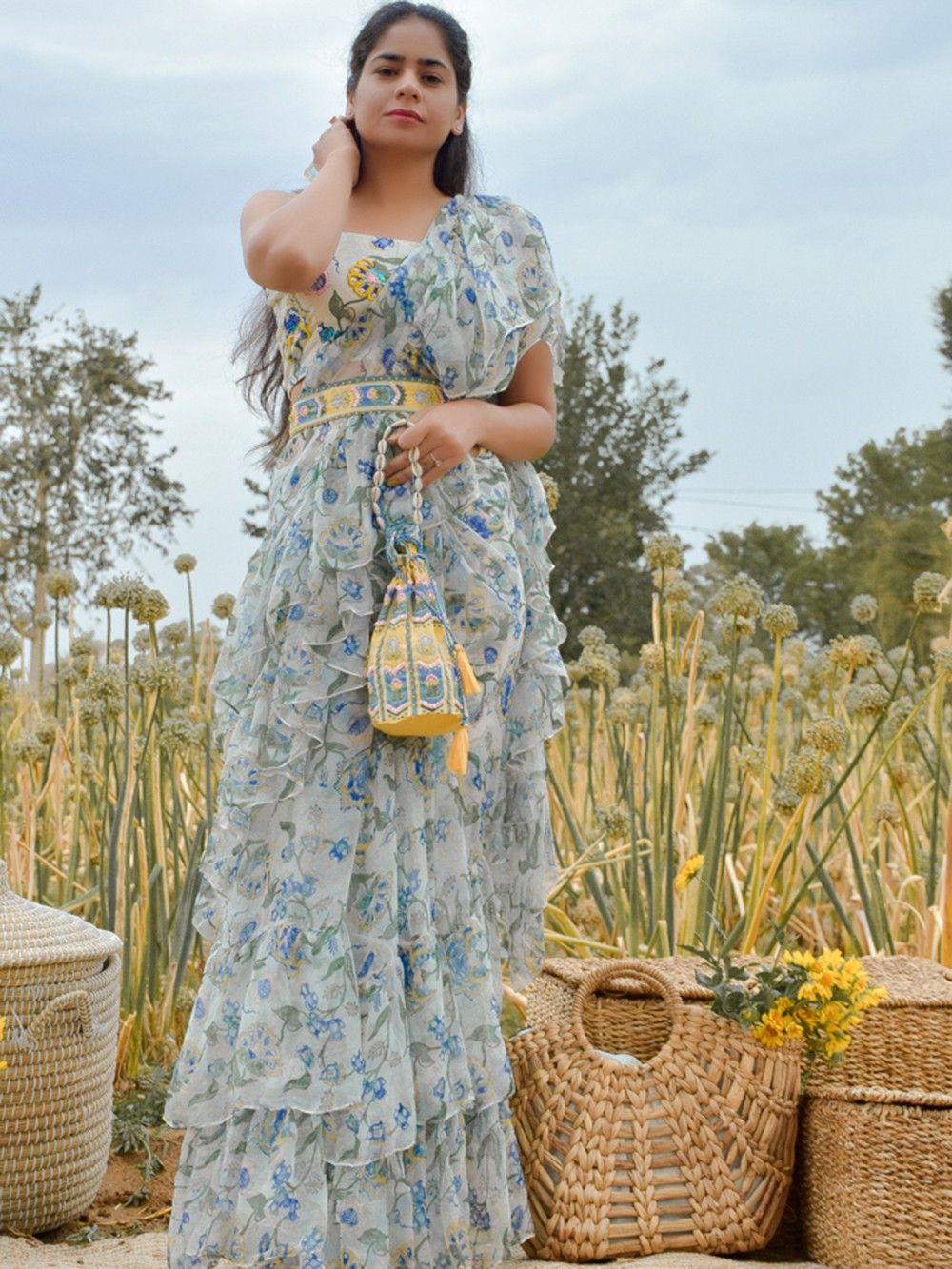 the loom - White Blue Printed Chiffon Saree