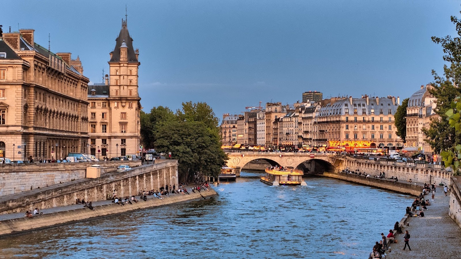 The Banks of the Seine